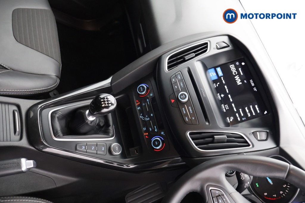 Ford Focus Titanium X Manual Petrol Hatchback - Stock Number (1635431) - 18th supplementary image