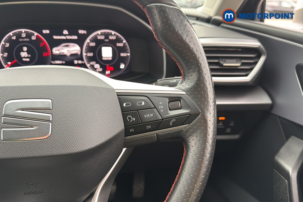 Seat Leon FR Manual Petrol Hatchback - Stock Number (1635645) - 3rd supplementary image