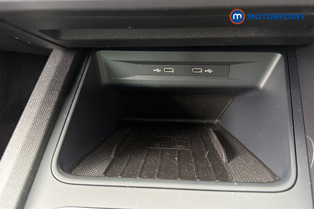 Seat Leon FR Manual Petrol Hatchback - Stock Number (1635645) - 17th supplementary image
