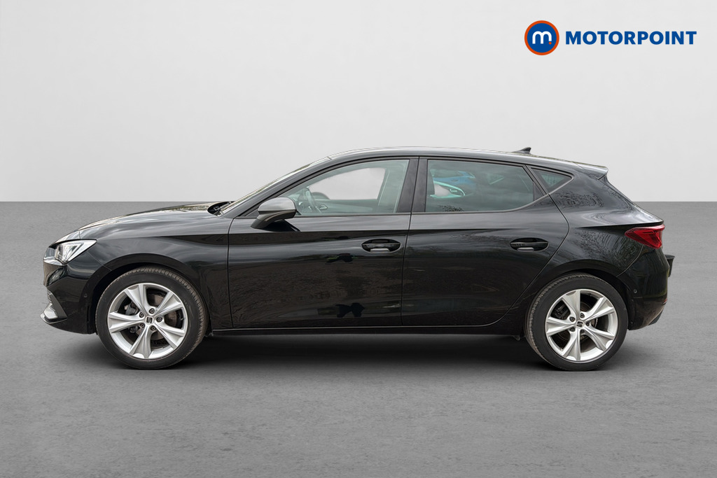 Seat Leon FR Manual Petrol Hatchback - Stock Number (1635645) - Drivers side