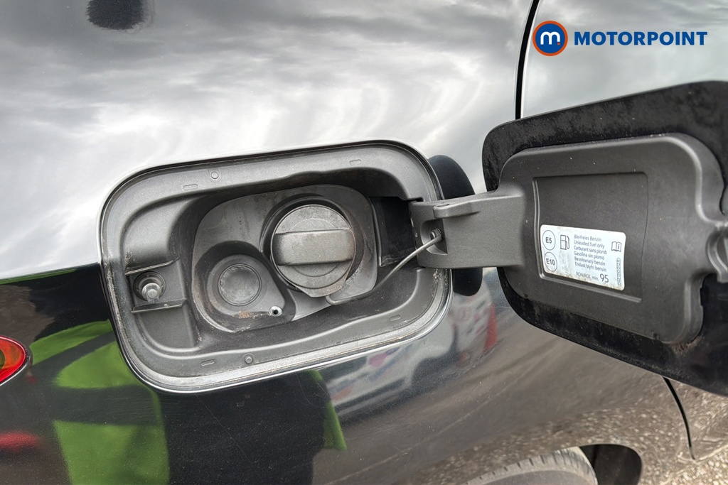 Seat Leon FR Manual Petrol Hatchback - Stock Number (1635645) - 41st supplementary image