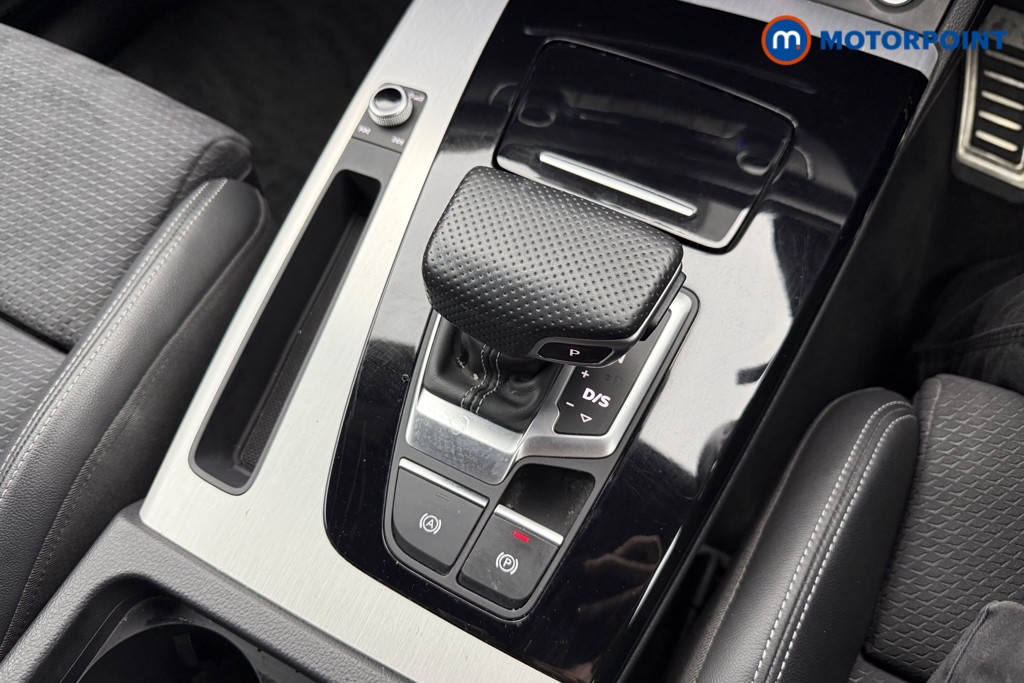 Audi Q5 S Line Automatic Diesel SUV - Stock Number (1635782) - 5th supplementary image