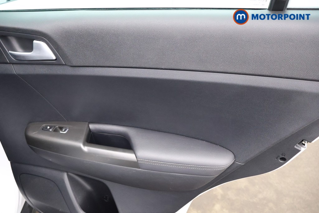 KIA Sportage 2 Manual Petrol SUV - Stock Number (1635943) - 17th supplementary image