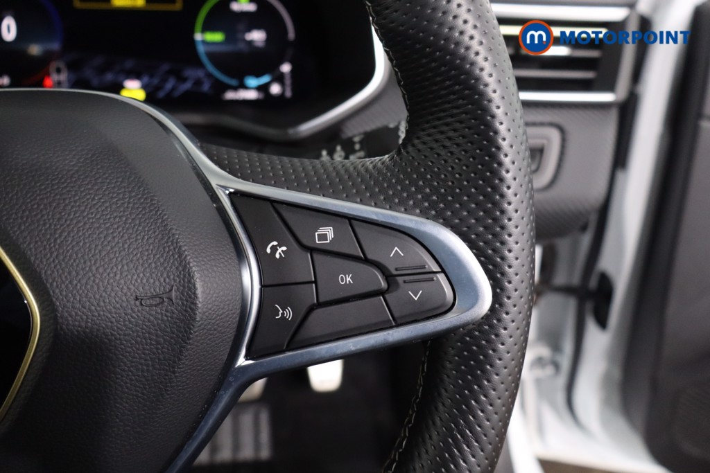 Renault Clio Engineered Automatic Petrol-Electric Hybrid Hatchback - Stock Number (1635971) - 8th supplementary image