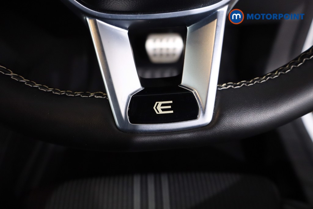 Renault Clio Engineered Automatic Petrol-Electric Hybrid Hatchback - Stock Number (1635971) - 14th supplementary image