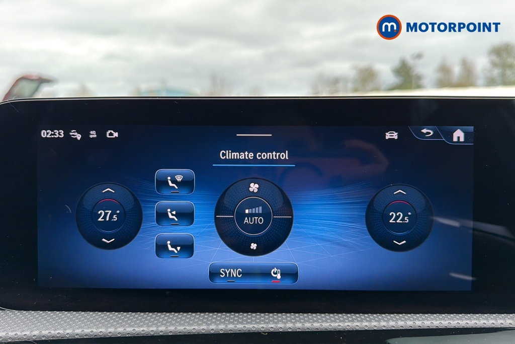 Mercedes-Benz A Class Amg Line Automatic Diesel Hatchback - Stock Number (1636048) - 12th supplementary image