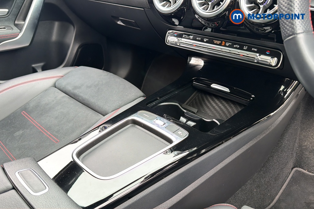 Mercedes-Benz A Class Amg Line Automatic Diesel Hatchback - Stock Number (1636048) - 15th supplementary image