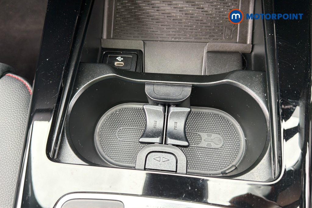 Mercedes-Benz A Class Amg Line Automatic Diesel Hatchback - Stock Number (1636048) - 16th supplementary image