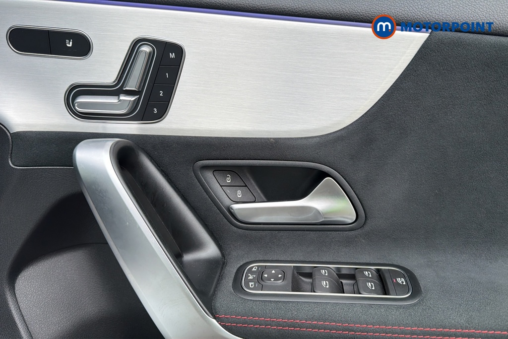 Mercedes-Benz A Class Amg Line Automatic Diesel Hatchback - Stock Number (1636048) - 19th supplementary image