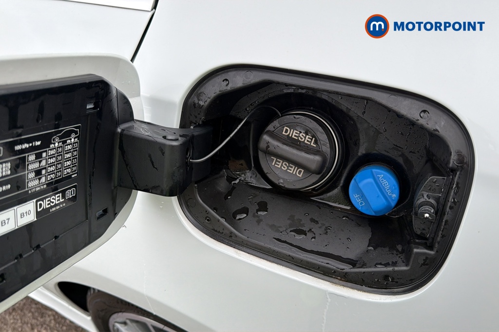 Mercedes-Benz A Class Amg Line Automatic Diesel Hatchback - Stock Number (1636048) - 41st supplementary image