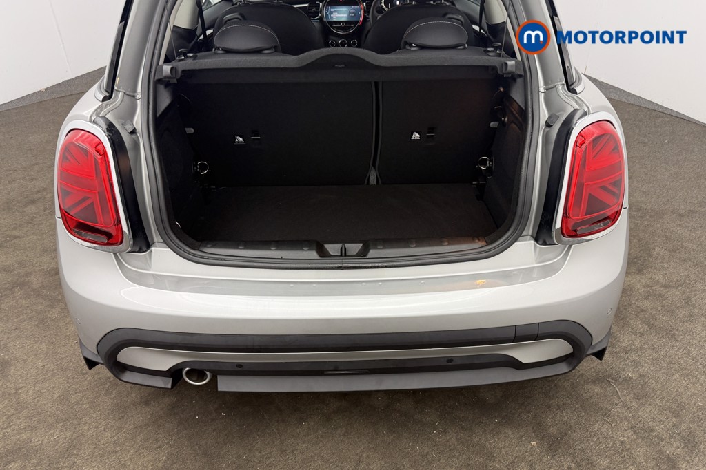 Mini Hatchback Cooper Classic Automatic Petrol Hatchback - Stock Number (1636088) - 4th supplementary image