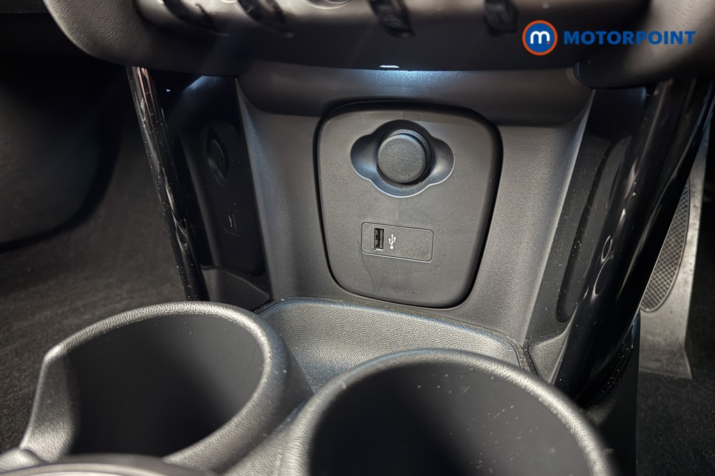 Mini Hatchback Cooper Classic Automatic Petrol Hatchback - Stock Number (1636088) - 13th supplementary image