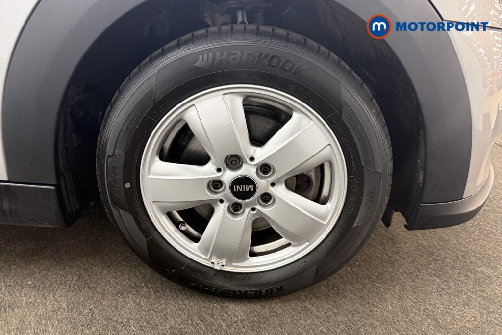 Mini Hatchback Cooper Classic Automatic Petrol Hatchback - Stock Number (1636088) - 22nd supplementary image