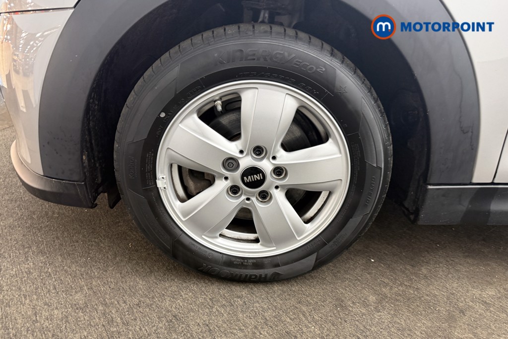 Mini Hatchback Cooper Classic Automatic Petrol Hatchback - Stock Number (1636088) - 25th supplementary image