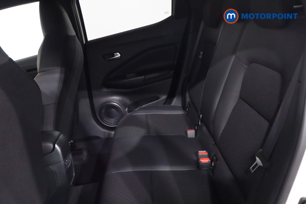 Nissan Juke N-Connecta Automatic Petrol SUV - Stock Number (1636091) - 5th supplementary image