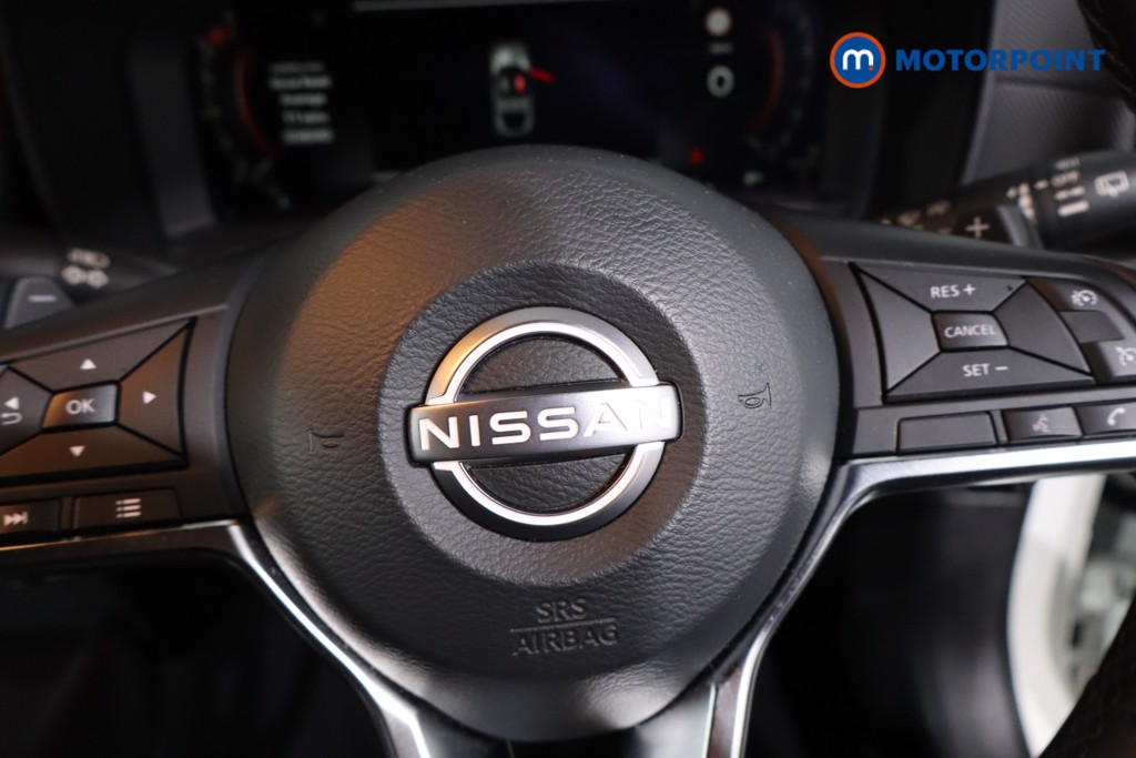 Nissan Juke N-Connecta Automatic Petrol SUV - Stock Number (1636091) - 13th supplementary image