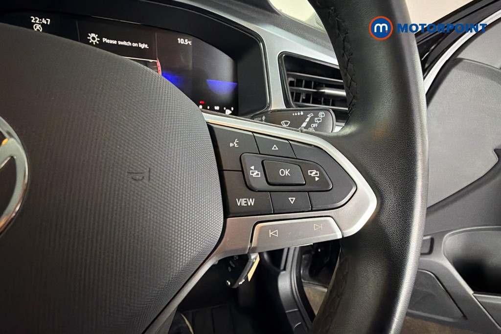 Volkswagen T-Roc Life Manual Petrol SUV - Stock Number (1593678) - 4th supplementary image