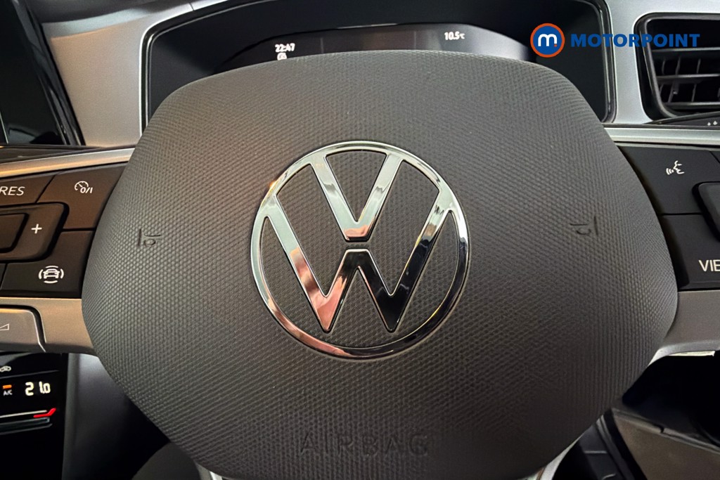 Volkswagen T-Roc Life Manual Petrol SUV - Stock Number (1593678) - 5th supplementary image