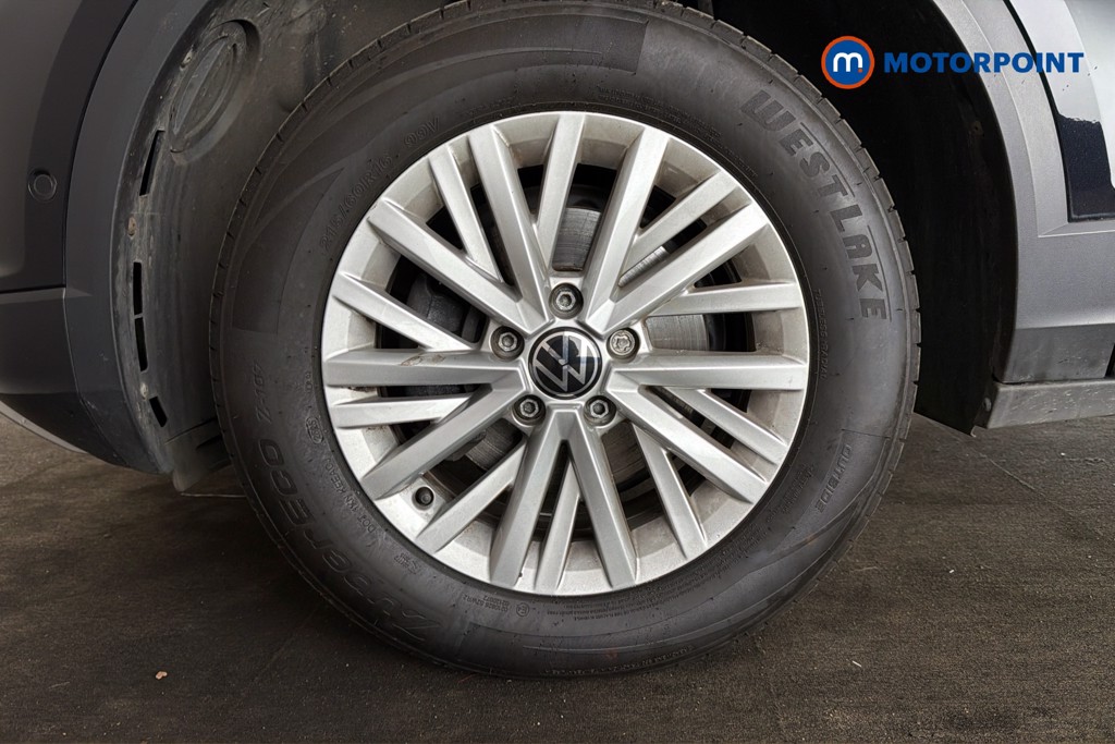 Volkswagen T-Roc Life Manual Petrol SUV - Stock Number (1593678) - 47th supplementary image