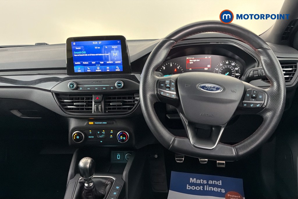 Ford Focus St-Line Manual Diesel Hatchback - Stock Number (1605810) - 2nd supplementary image