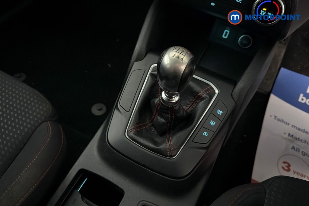 Ford Focus St-Line Manual Diesel Hatchback - Stock Number (1605810) - 15th supplementary image