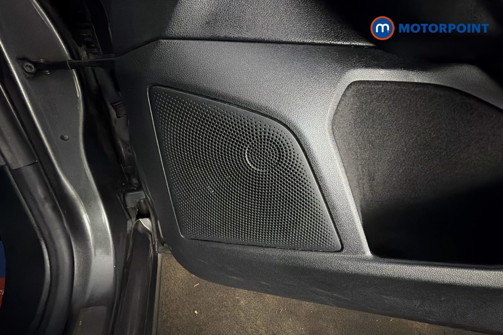 Ford Focus St-Line Manual Diesel Hatchback - Stock Number (1605810) - 21st supplementary image