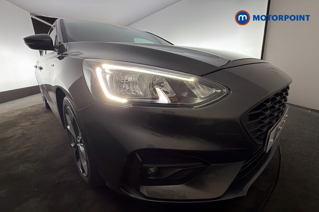 Ford Focus St-Line Manual Diesel Hatchback - Stock Number (1605810) - 44th supplementary image