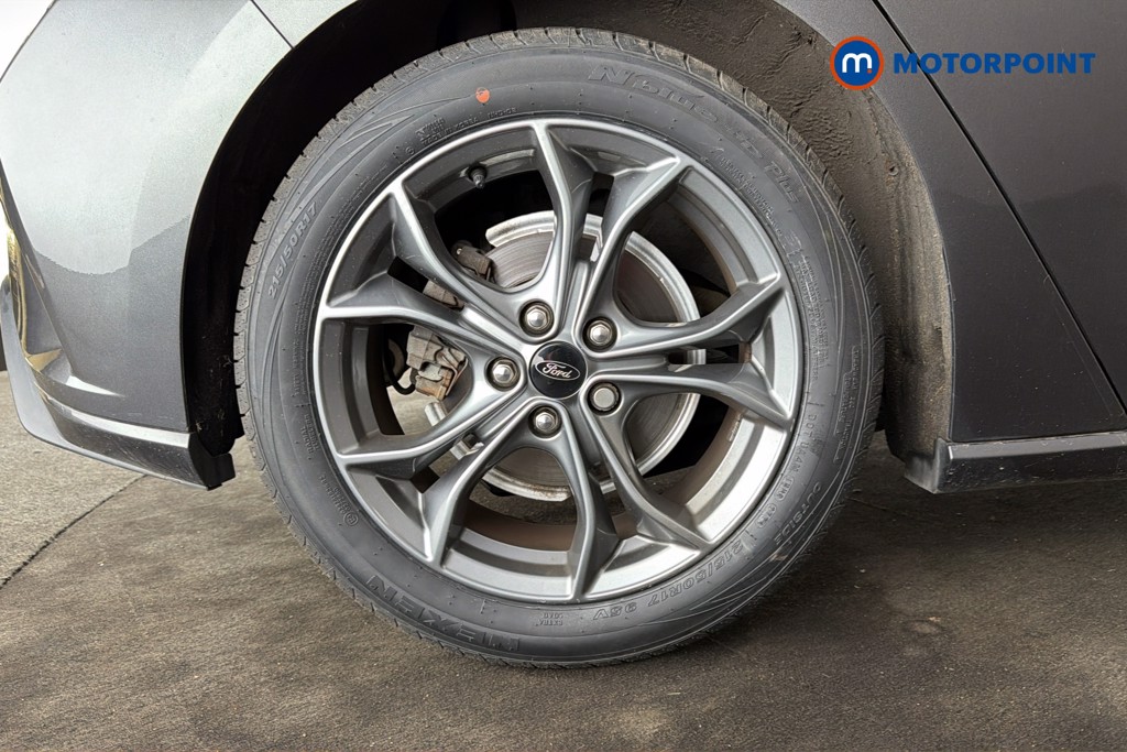 Ford Focus St-Line Manual Diesel Hatchback - Stock Number (1605810) - 49th supplementary image