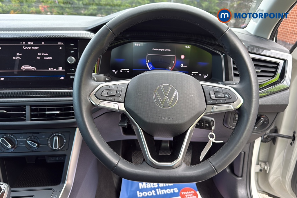 Volkswagen Polo Life Manual Petrol Hatchback - Stock Number (1611709) - 2nd supplementary image