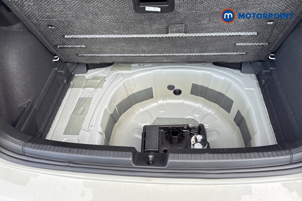 Volkswagen Polo Life Manual Petrol Hatchback - Stock Number (1611709) - 33rd supplementary image