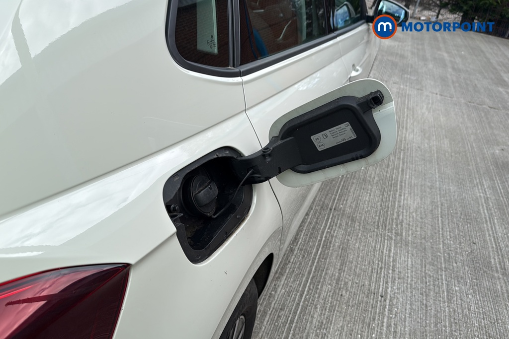 Volkswagen Polo Life Manual Petrol Hatchback - Stock Number (1611709) - 41st supplementary image