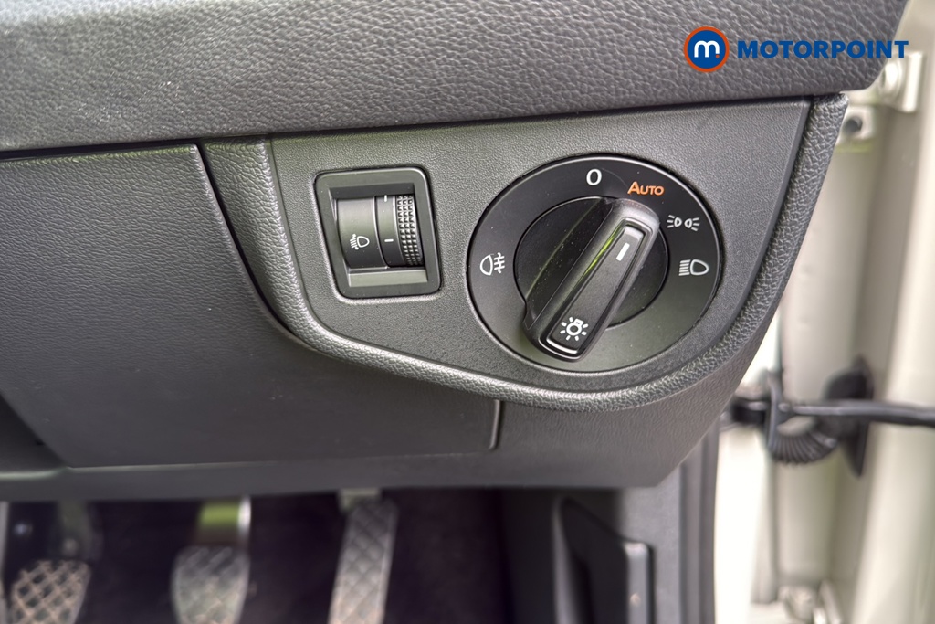 Volkswagen Polo Life Manual Petrol Hatchback - Stock Number (1611717) - 11th supplementary image