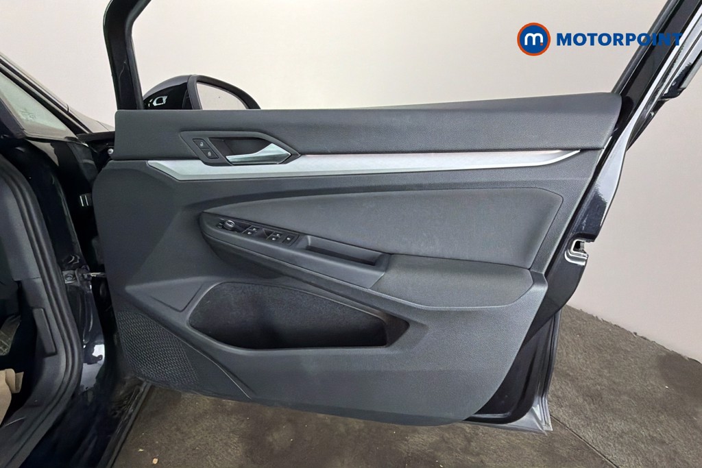 Volkswagen Golf Life Manual Petrol Hatchback - Stock Number (1615967) - 19th supplementary image