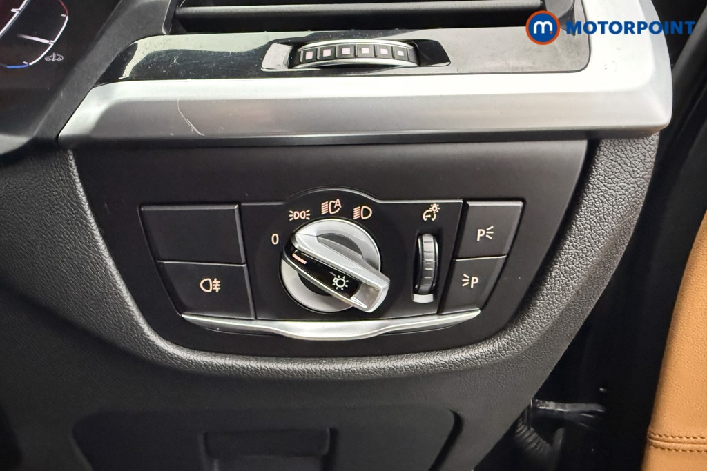 BMW IX3 Premier Edition Pro Automatic Electric SUV - Stock Number (1619676) - 8th supplementary image