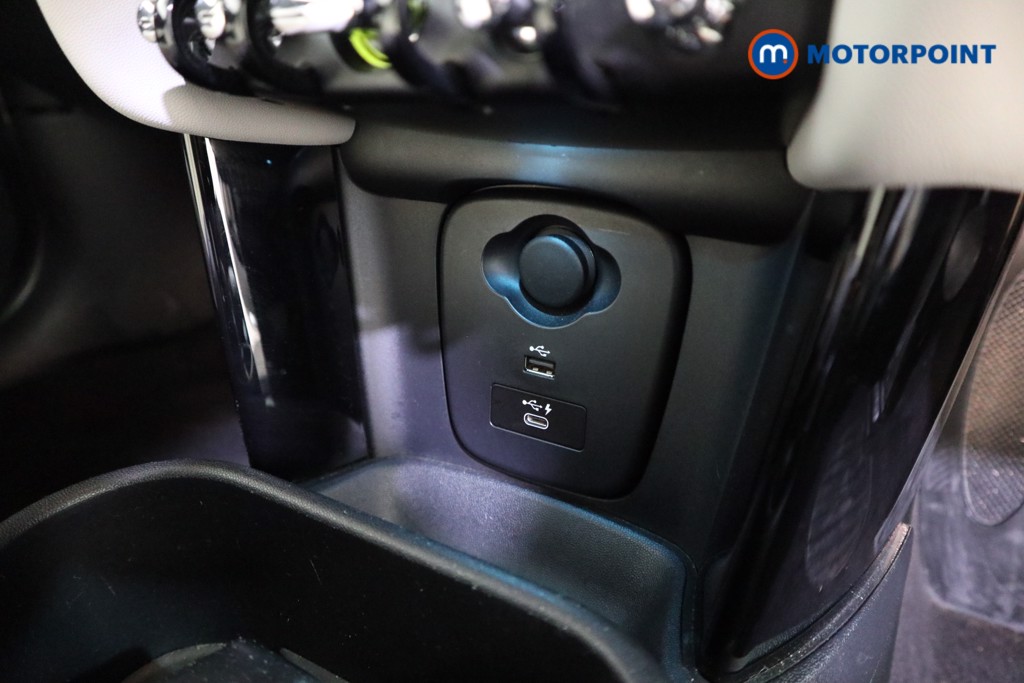 Mini Hatchback Cooper S Level 3 Automatic Electric Hatchback - Stock Number (1619758) - 8th supplementary image