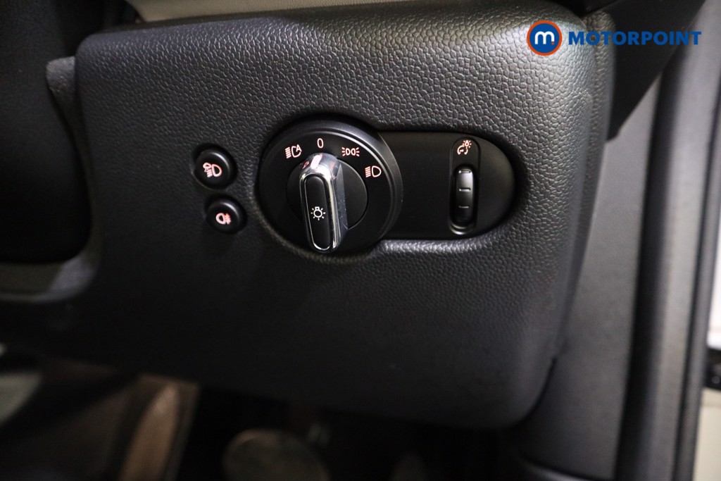 Mini Hatchback Cooper S Level 3 Automatic Electric Hatchback - Stock Number (1619758) - 12th supplementary image