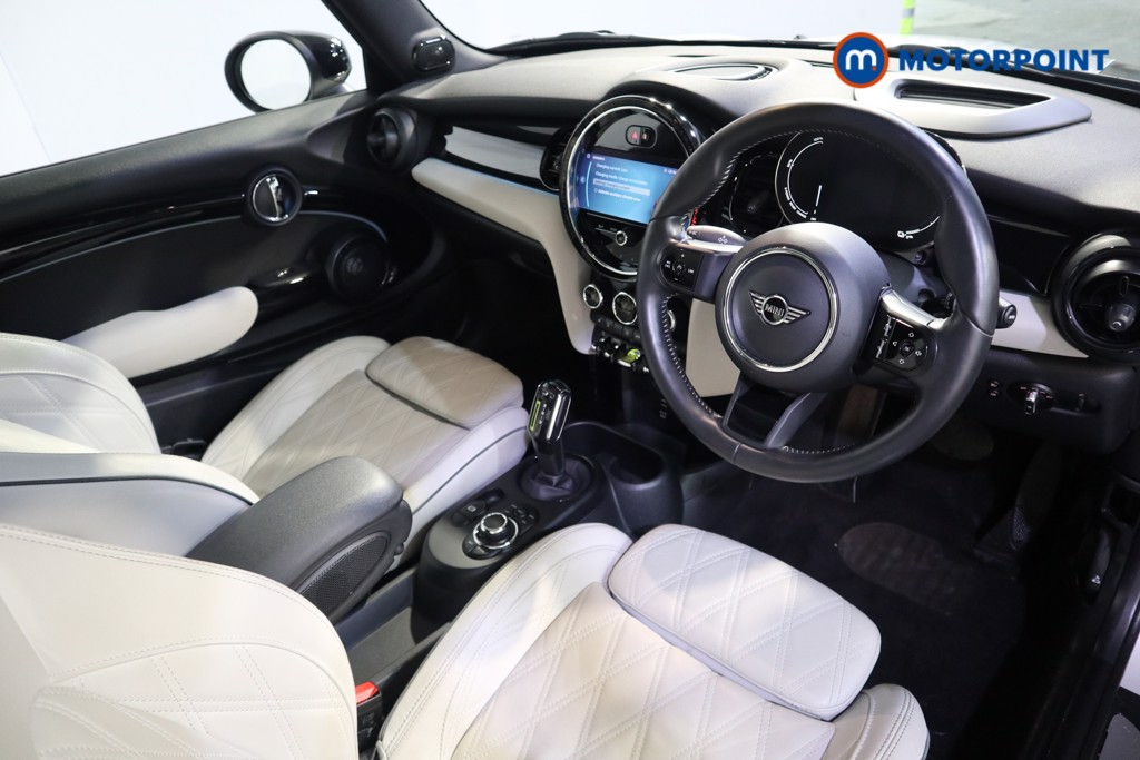 Mini Hatchback Cooper S Level 3 Automatic Electric Hatchback - Stock Number (1619758) - 1st supplementary image