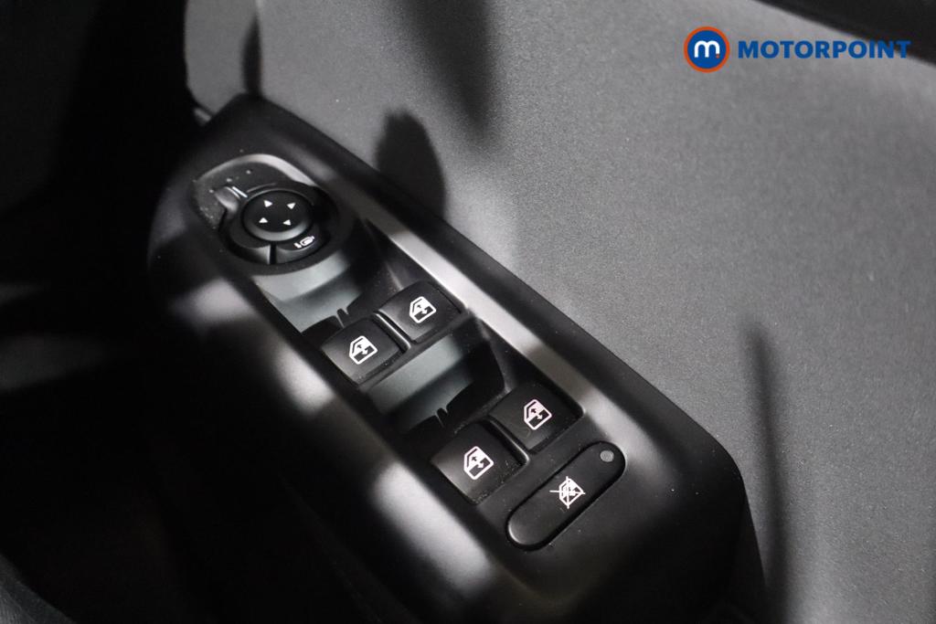 Alfa Romeo Tonale Speciale Automatic Petrol Plug-In Hybrid SUV - Stock Number (1624247) - 9th supplementary image