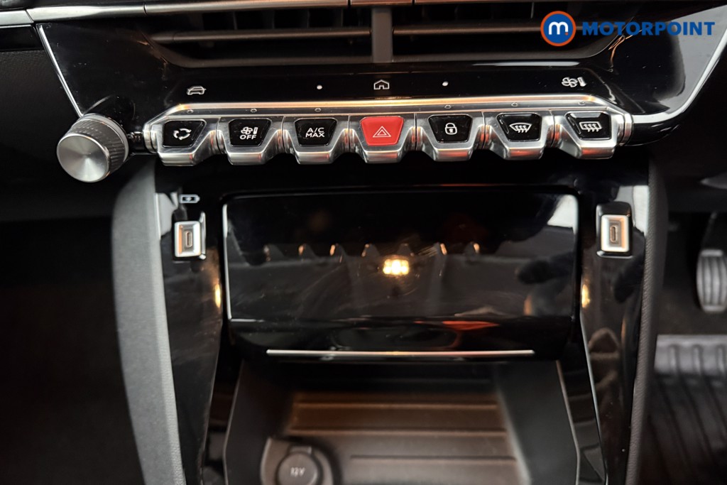Peugeot 208 Allure Manual Petrol Hatchback - Stock Number (1624832) - 9th supplementary image