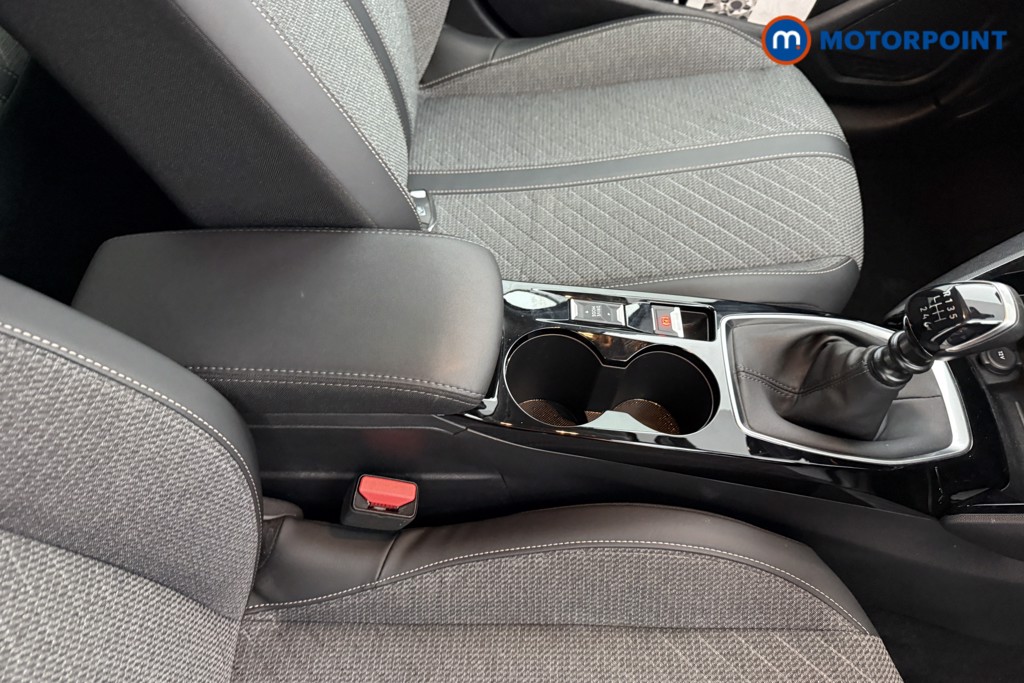 Peugeot 208 Allure Manual Petrol Hatchback - Stock Number (1624854) - 12th supplementary image