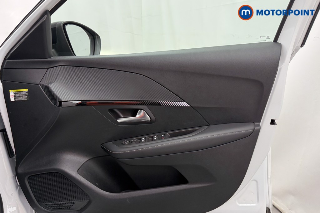 Peugeot 208 Allure Manual Petrol Hatchback - Stock Number (1624854) - 14th supplementary image