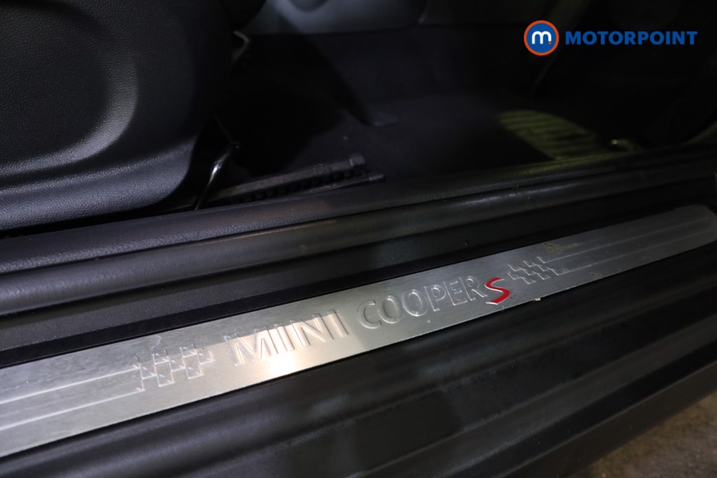 Mini Hatchback Cooper S Automatic Petrol Hatchback - Stock Number (1625822) - 15th supplementary image
