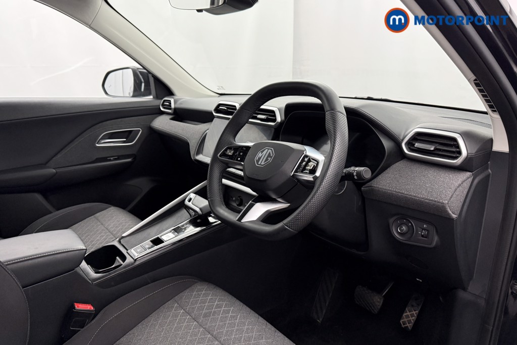 Mg Motor Uk ZS SE Automatic Petrol-Electric Hybrid SUV - Stock Number (1626235) - 1st supplementary image