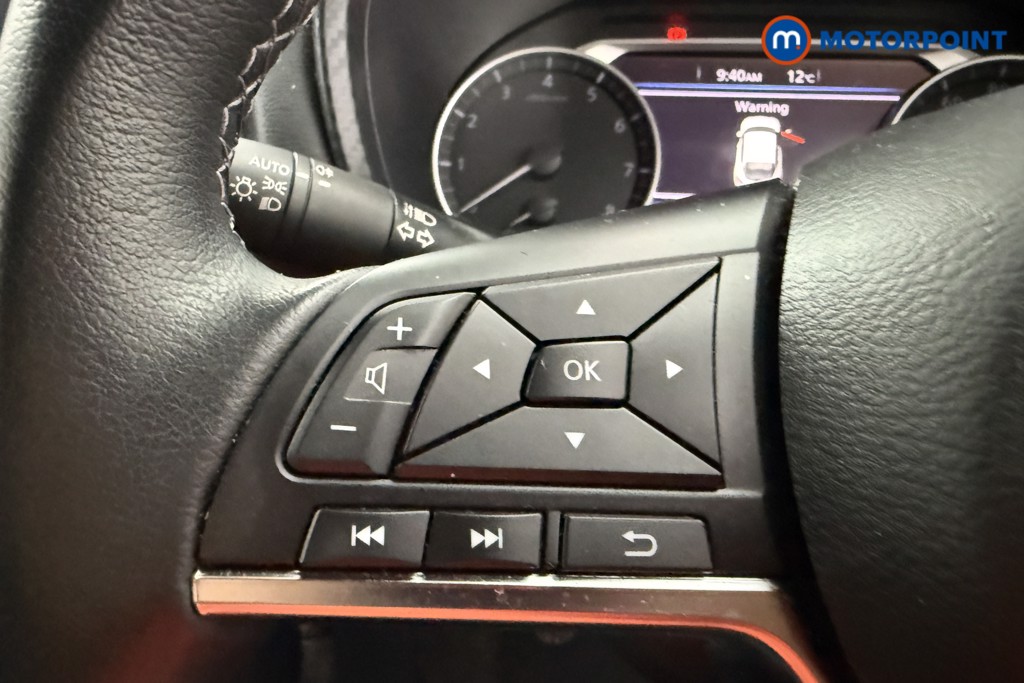Nissan Juke N-Connecta Manual Petrol SUV - Stock Number (1626240) - 3rd supplementary image