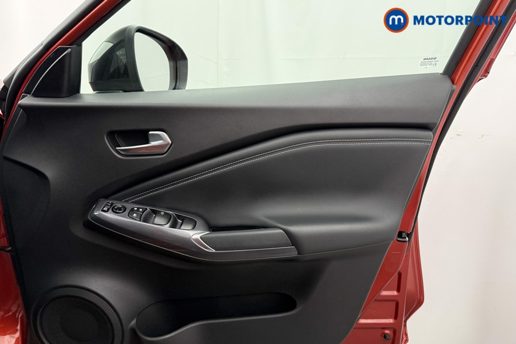 Nissan Juke N-Connecta Manual Petrol SUV - Stock Number (1626240) - 12th supplementary image