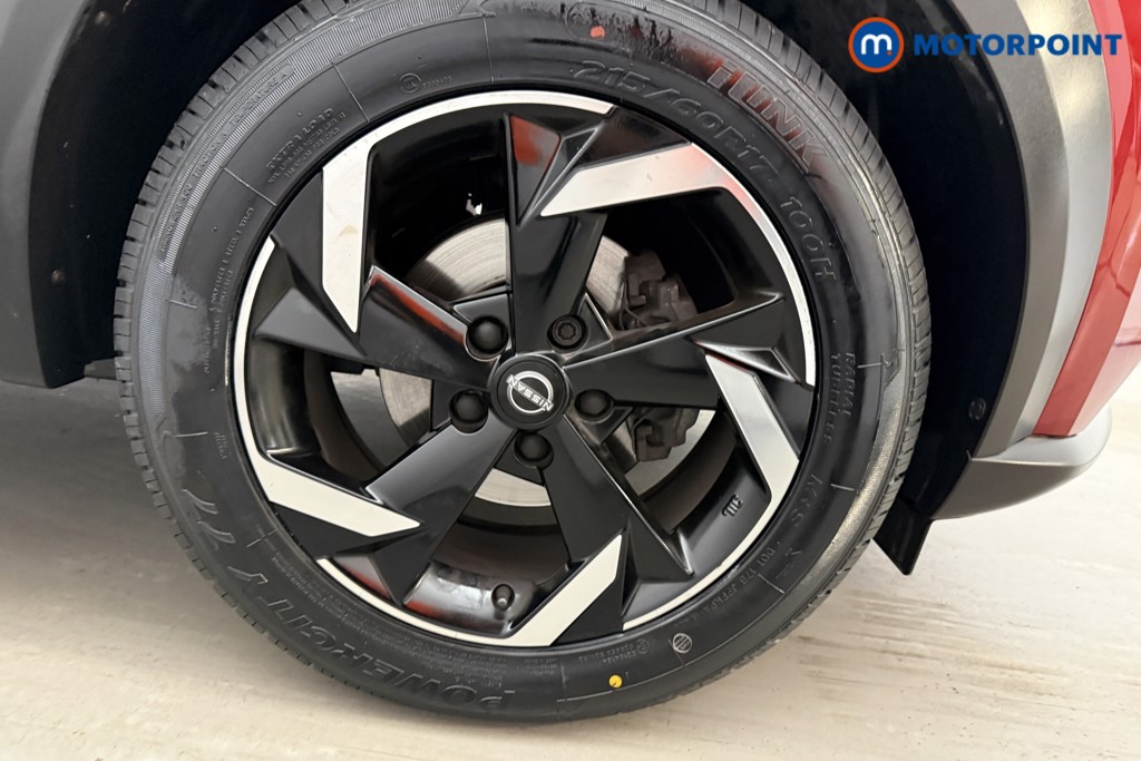 Nissan Juke N-Connecta Manual Petrol SUV - Stock Number (1626240) - 23rd supplementary image