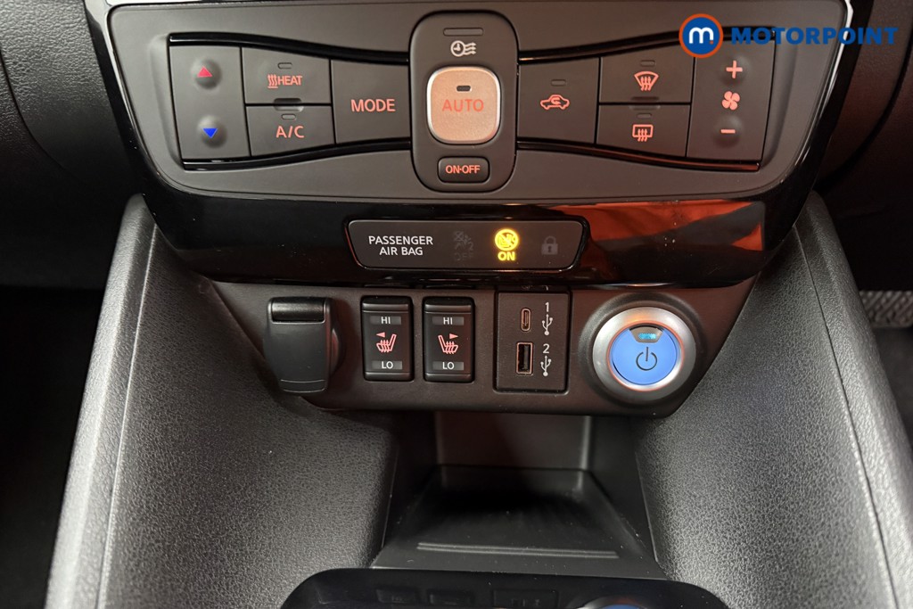 Nissan Leaf N-Connecta Automatic Electric Hatchback - Stock Number (1626711) - 10th supplementary image