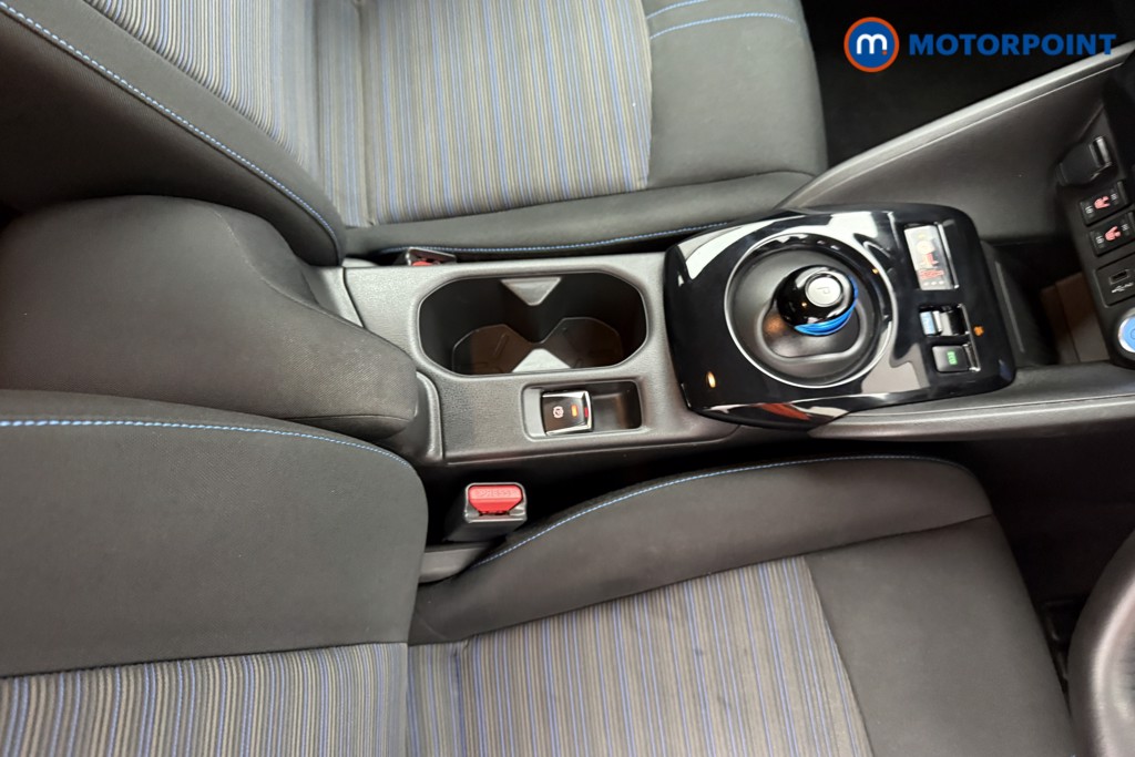 Nissan Leaf N-Connecta Automatic Electric Hatchback - Stock Number (1626711) - 12th supplementary image