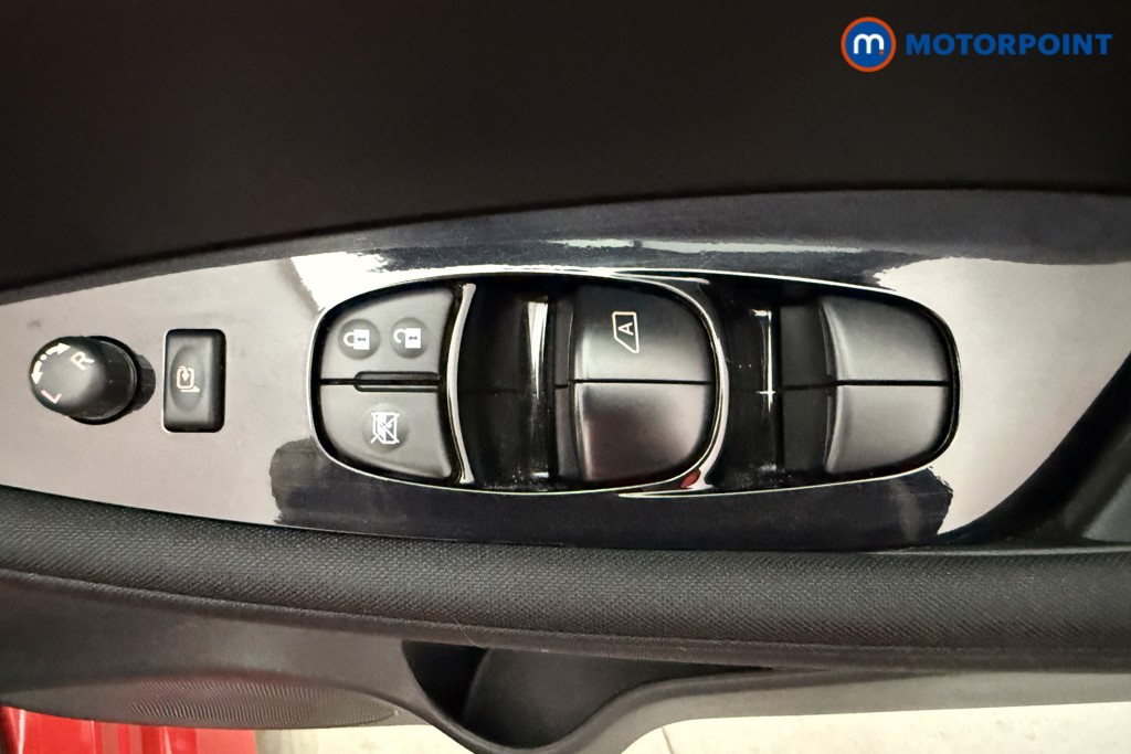 Nissan Leaf N-Connecta Automatic Electric Hatchback - Stock Number (1626711) - 15th supplementary image