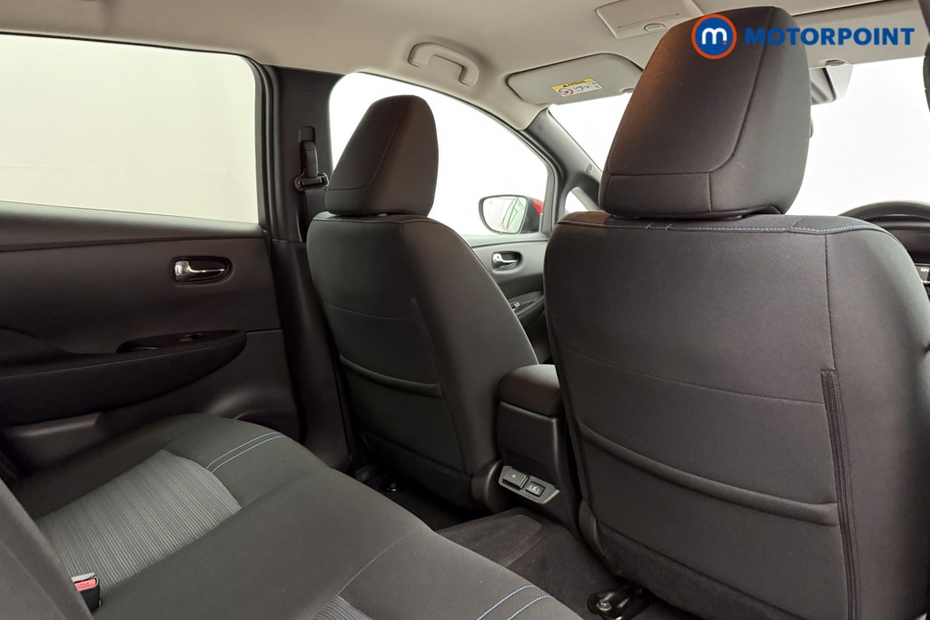 Nissan Leaf N-Connecta Automatic Electric Hatchback - Stock Number (1626711) - 16th supplementary image